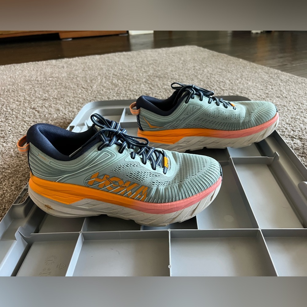 hoka one tennis shoes